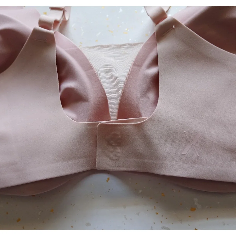 NWT Knix Revolution Shadow Mesh Wireless Bra - Size Med Rosewater